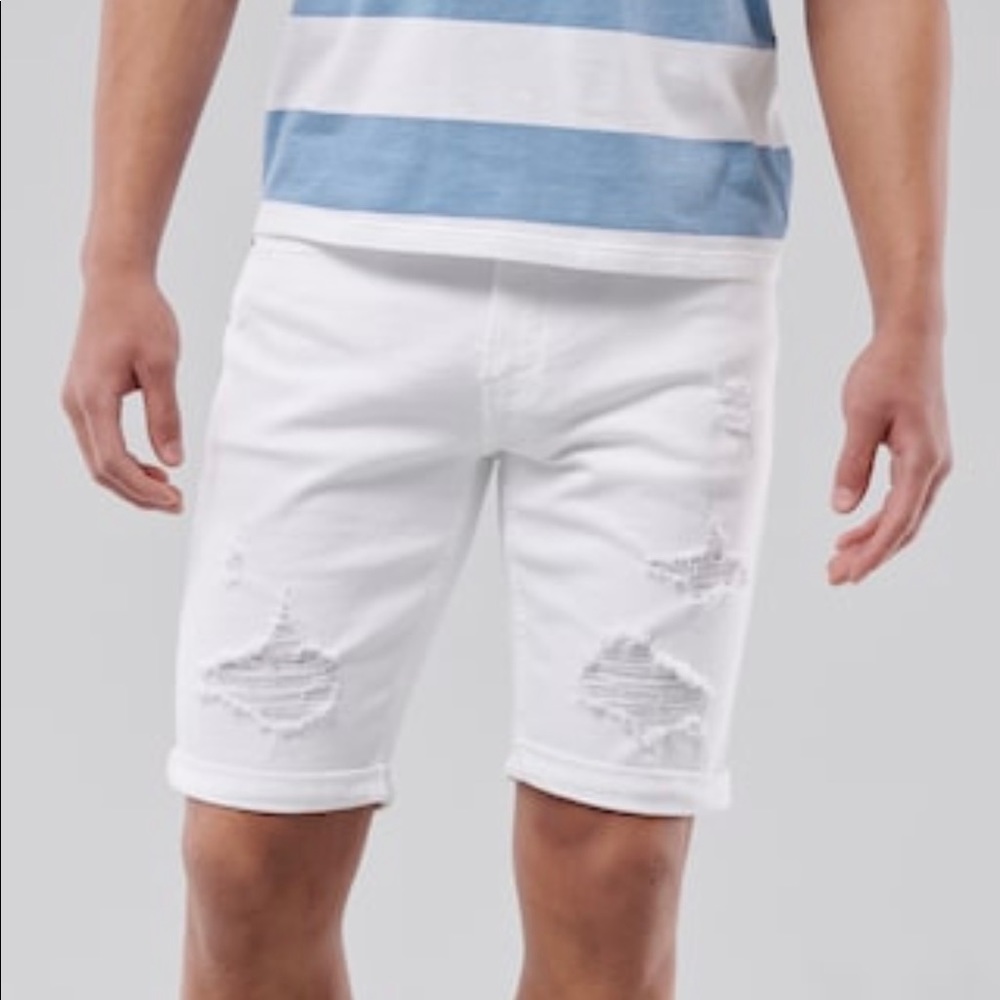 Men’s Hollister Epic Flex Skinny Denim Shorts 9”